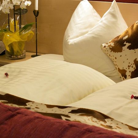 Hotel Landhaus Carla Майрхофен Экстерьер фото