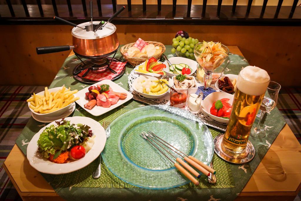 Hotel Landhaus Carla Майрхофен Экстерьер фото