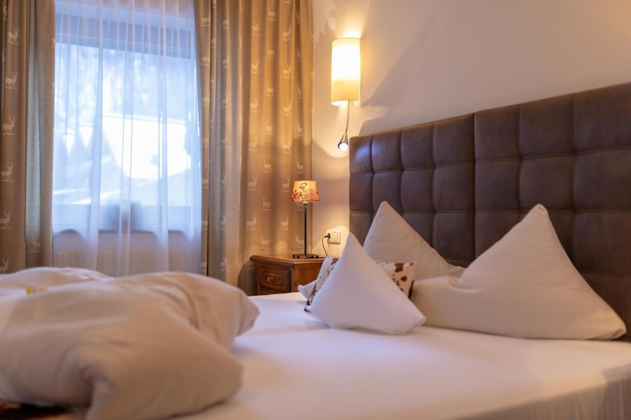 Hotel Landhaus Carla Майрхофен Экстерьер фото